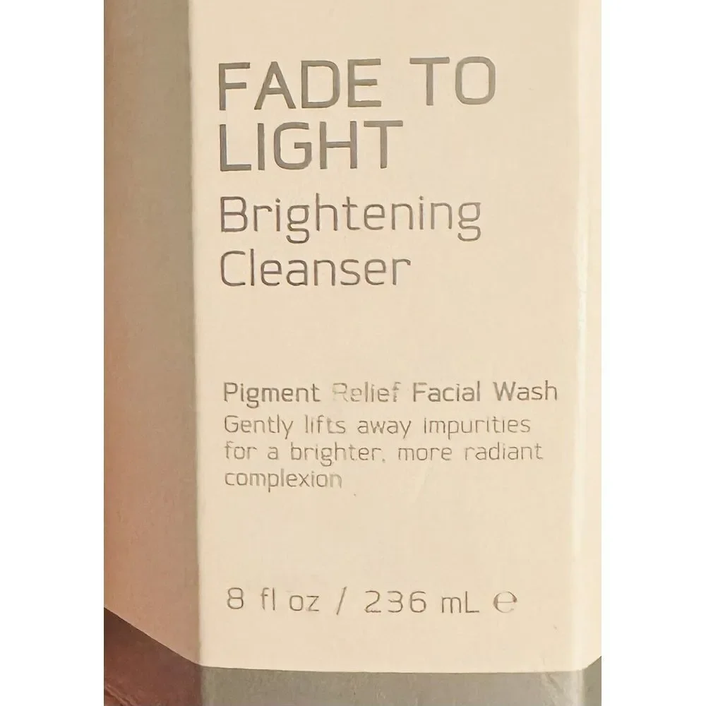 $36 Retail NEW in Box Nurse Jamie‎ Fade to Light Brightening Cleanser 8oz